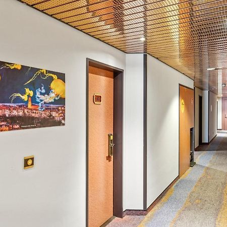 Becozy Au Parc Retro Edition Self-Check-In Rooms & Studios Fribourg Exterior foto